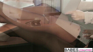 Babes - Office Obsession - Alexis Brill and Viktor Solo - Irresistible