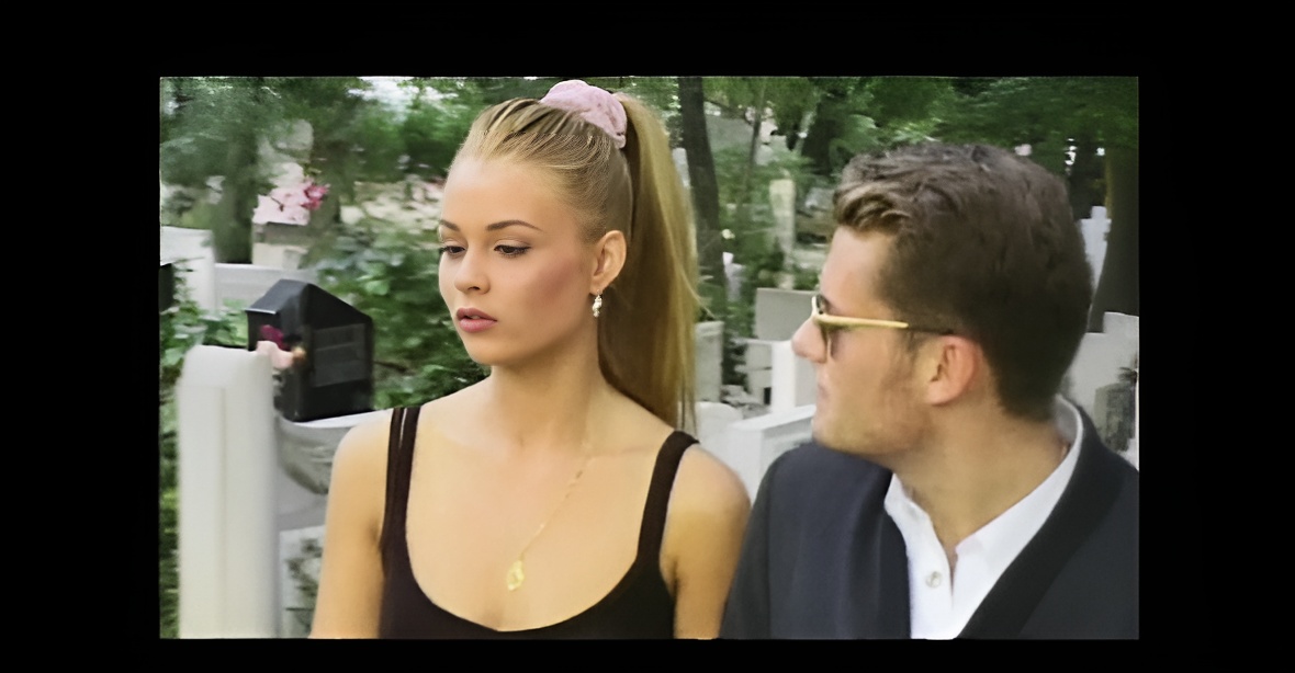 Anike, Intimate Secretary