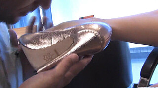 Rich Mistress foot worship