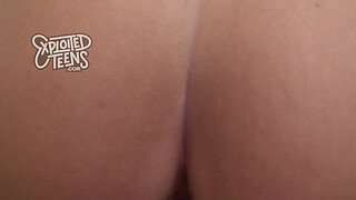 Gorgeous Brand New 19 Year Old Stars in This Amateur XXX Video