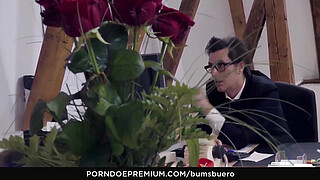 BUMS BUERO - Valentine's Day office bang with German MILF secretary Sexy Susi