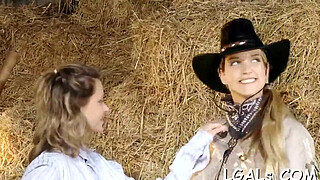 Legal age teenager cunt acquires fisted