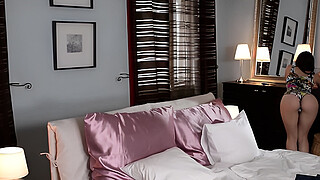 DDF Network-Burglar fucked by Lucy Heart and Valentina Nappi