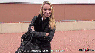 Stupid blonde easy convinced to come in van and spread legs for big cock