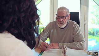 Cute Teen Fucked by Big Cock Grandpa Cums in her mouth with cumplay