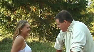 Actually she just wanted to sunbathe - blonde cutie gets fucked in the field