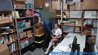 Real amateur gets fucked