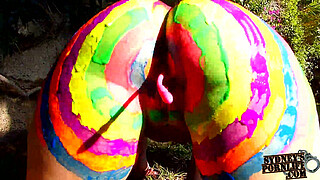 Big Booty Hottie Shaking Her Target Ass!