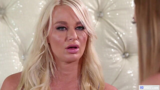 'S GIRL - , I've never kissed anyone before! - Jill Kassidy and London River