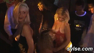 Threesome in workshop with 2 MILFs before orgy in cluv with TEENs