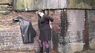 BBW amateur Emmas public masterbation and outdoor flashing of fat gal in homemad