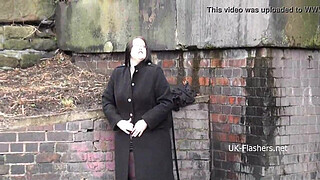 BBW amateur Emmas public masterbation and outdoor flashing of fat gal in homemad
