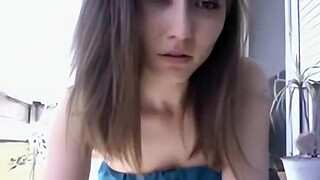 brunette masturbating