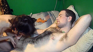 Amateur blowjob ass-fingering