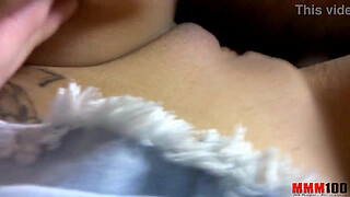 Fucking this great slut on webcam , she has a perfect ass !