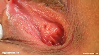 Solo girl Klaudia masturbating at SapphiX