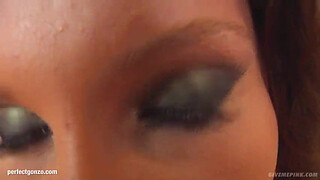 Watch this solo girl Kissy masturbating on Give Me Pink with passion