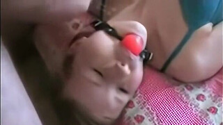 Amateur girl having anal wit her man