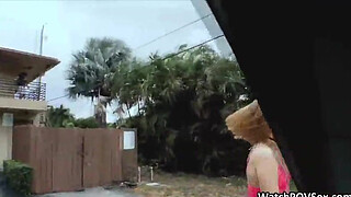 Perky cheater blows fat cock in car