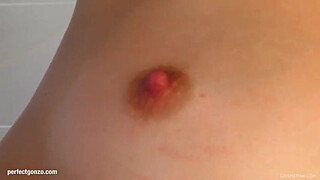 Hot solo girl Leda masturbating fingering on Give Me Pink