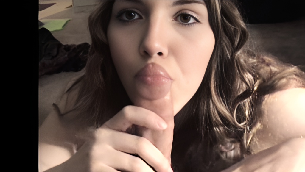 Amateur GF dressed like a nurse sucks and fucks