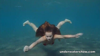 Sea makes her inner mermaid come outside