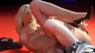 Horny blonde striper takes it deep