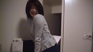 Japanese amateur pussy grind desk corner