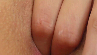 Give Me Pink Wanda's oiled up and spreads her pussy and ass