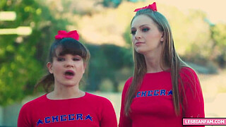 cheerleaders lesbians make an orgy