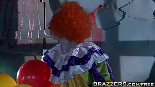 Brazzers - Dirty Masseur - Veruca James and Bill Bailey - I Had the Strangest Dream Last Night