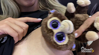 Dirty blonde – Shona River cums hard playing with her toys on the bed | Benefit Monkey