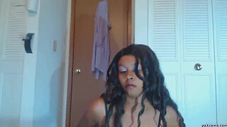Exotic babe with a big ass twerks on webcam