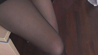 Japanese in Pantyhose 01