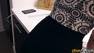 Real amateur gets facial