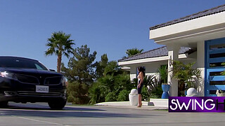 Mature swingers are feeling nerve free as they arrive to the swing house