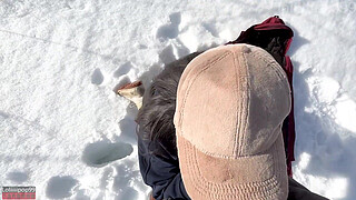 Asian Lululemon Fitness Girl Fucked Warm in -20°C