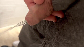 Amateur MILF Carmen Varta Keep he Small Dick when he Pee on Public Beach and she too Pee Compilations