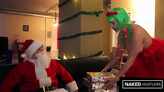 Round Ass bouncing on white dick during the holidays