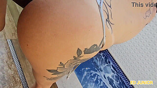 YOUNG BITCH GIVES ASS AND ON THE GIFTED MAN'S DICK (COMPLETE ON RED AND SHEER)