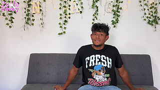 Having sex with a fan i met on social media