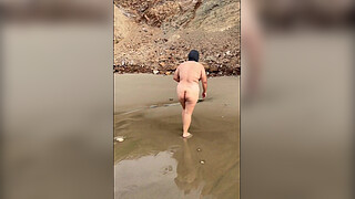 Omg secretly filmed a girl with big tits on a nudist beach, and she has a pussy enough to give her a good blowjobOmg secretly filmed a girl with big tits on a nudist beach, and she has a pussy enough