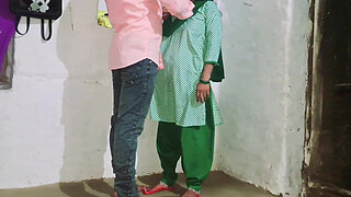 College Se aaye Stepsister pusssy fuck after class teacher