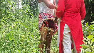 Girlfriend having fucking in outdoor at the Forest