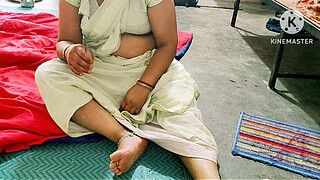 Indian Desi Bhabhi fucking boys