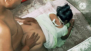 Indian Desi Bhabhi fucking boys