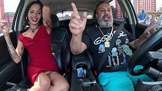 Queen Kimi got in the car and gave an anal show