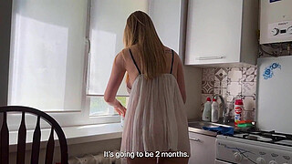 Who says the stepmom doesn't fuck!? Yes Yes Yes! FUCK me!!! - The courier fucks his friend's STEPMOM!