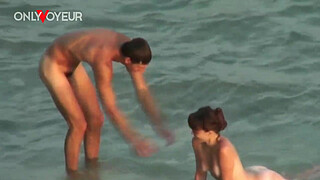 Beach Voyeur. She wanted to swallow, but got just body cumshot. Very hot couple beach sex!