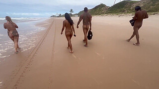 I went to the nude beach in Bahia to give it to the hotties.
